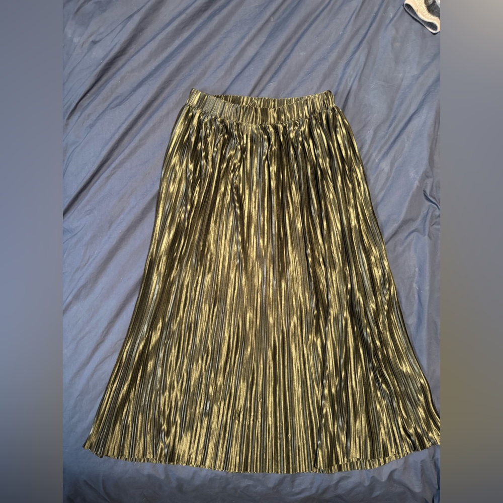 Metallic green skirt